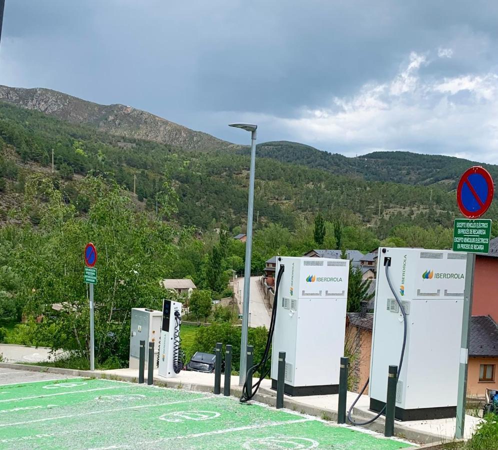 Cal Jan - La Muralla Bellver De Cerdanya Zewnętrze zdjęcie